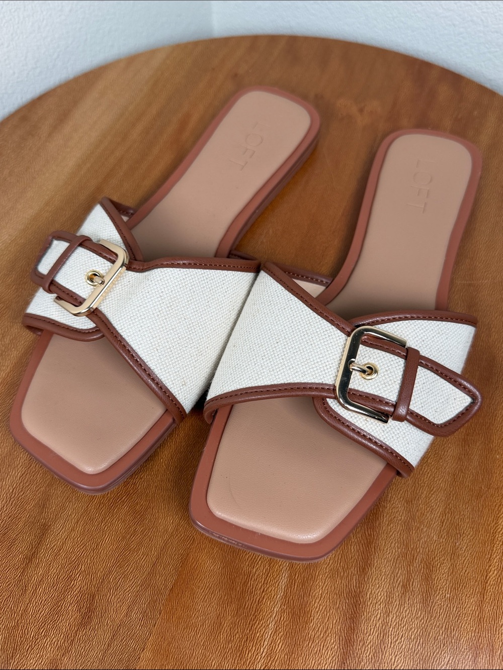 LOFT Canvas Buckle Slide Sandals Cream Canvas Brown Trim Size 10.5